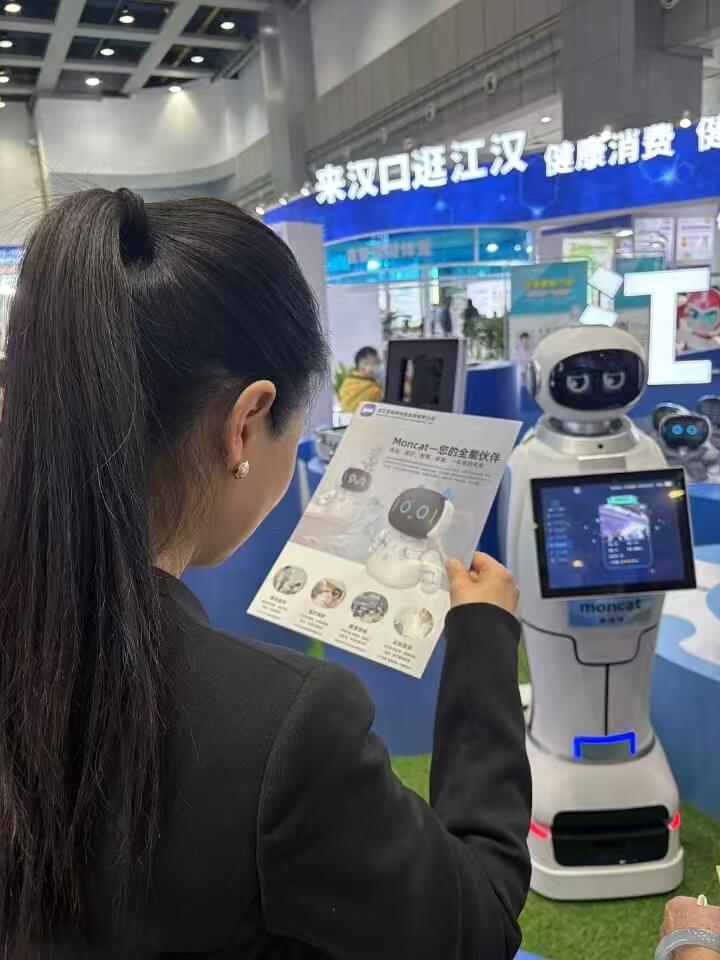 楷特智能亮相世界机器人数博会,收获多方合作意向